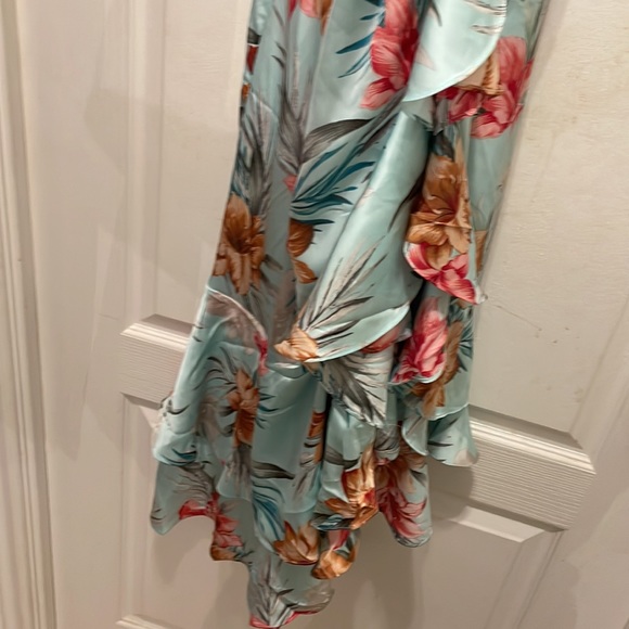 VENUS Floral wrap around floor dress - Picture 4 of 8